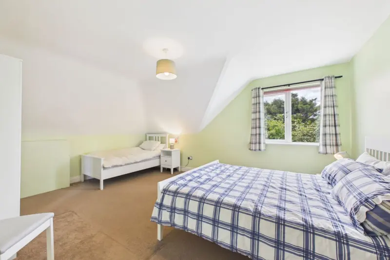 A further bedroom at 25 Airfield Point
