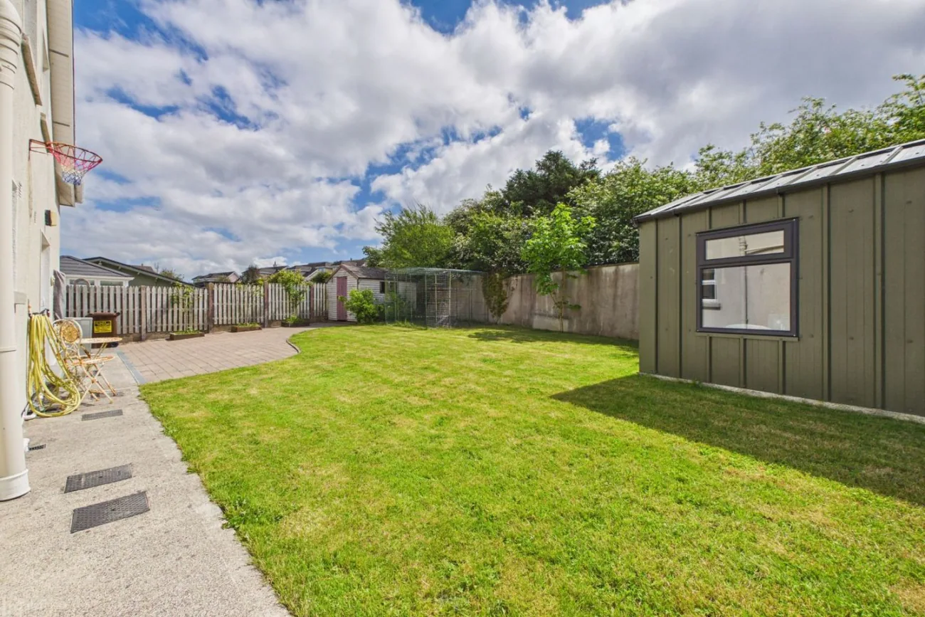 Patio and rear garden at 25 Airfield Point