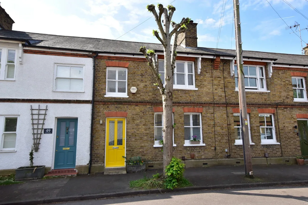 48 Dickinson Square — front elevation, Croxley Green