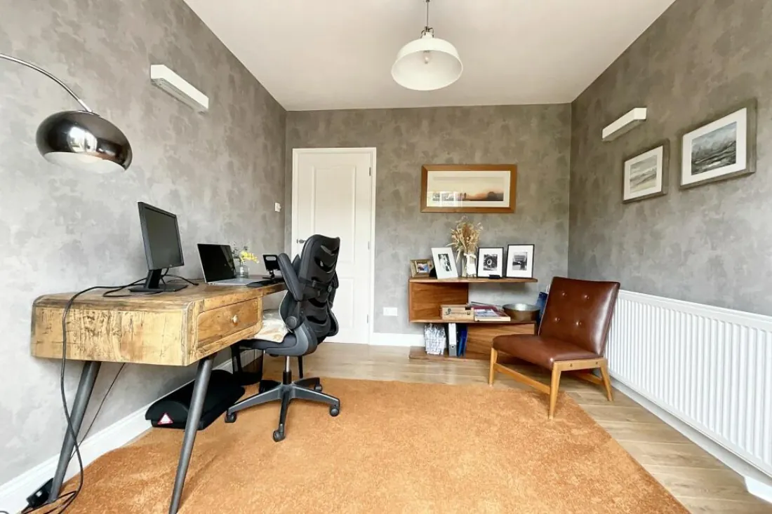 Dining room / home office