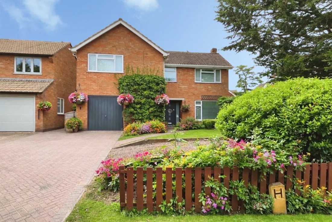 Block-paved driveway and caravan bay