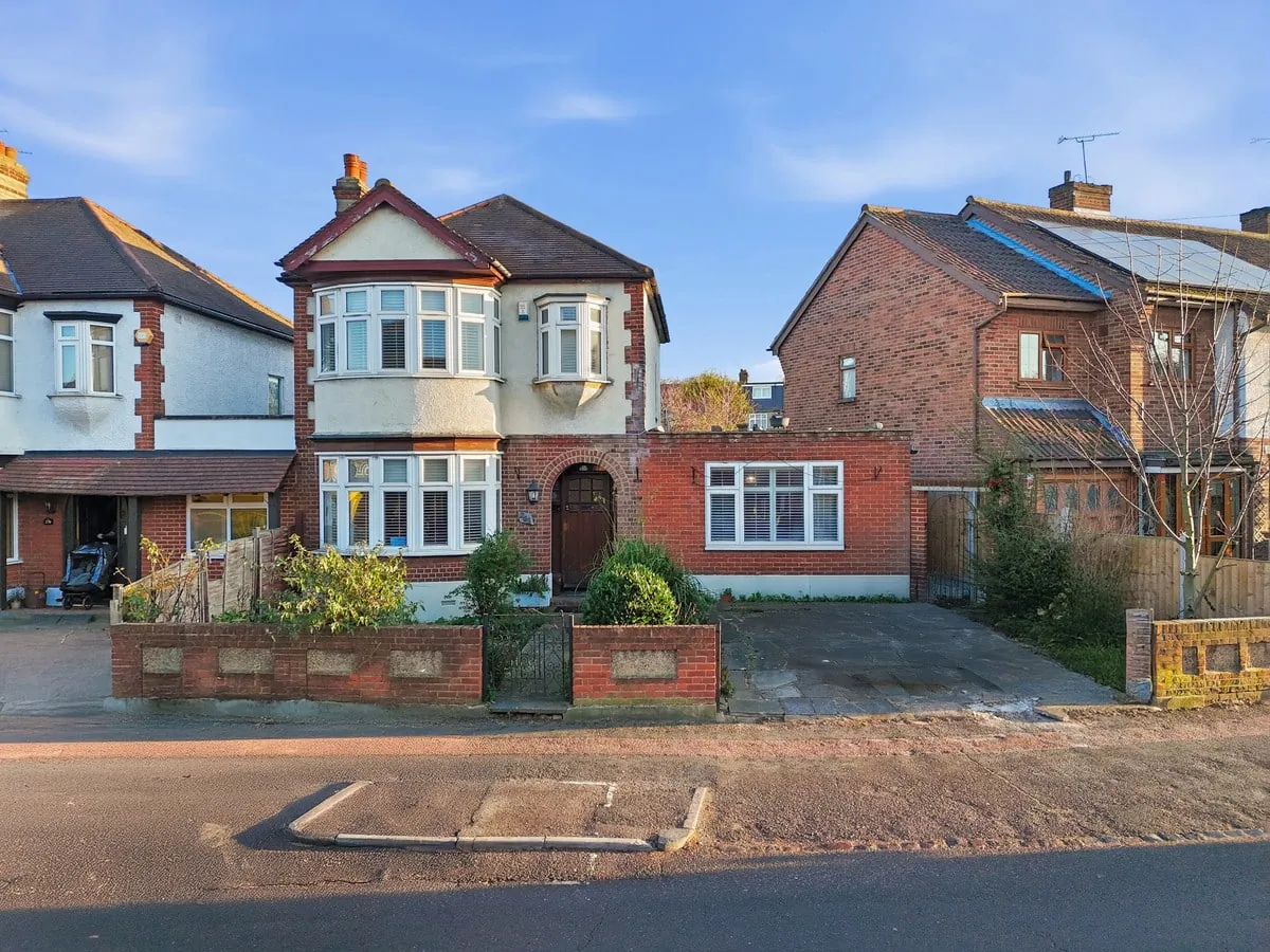 Hale End Road street-front from above — front elevation and approach