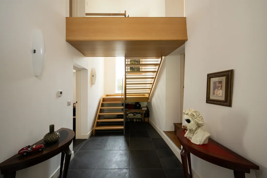 Entrance hall and stair