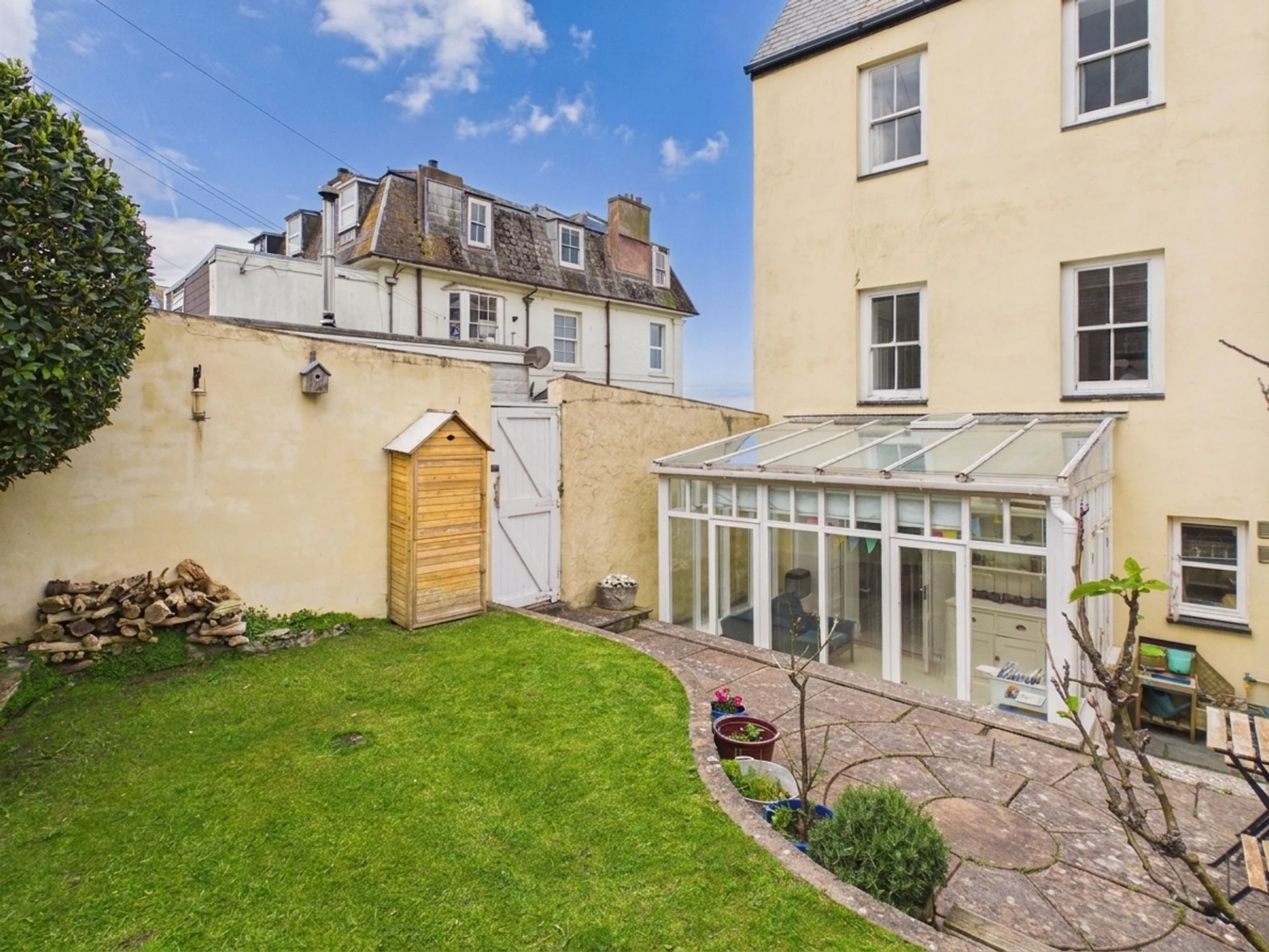 Garden and conservatory — Montpelier Terrace