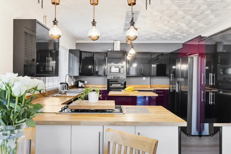 Kitchen to dining