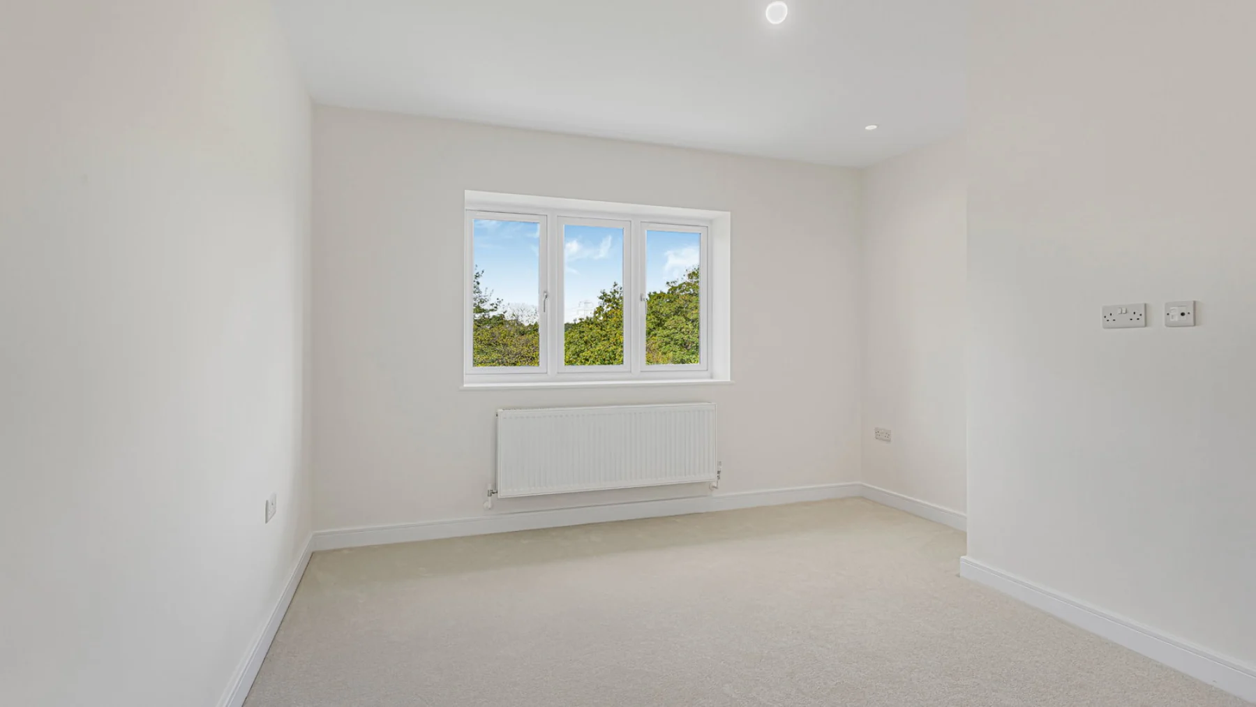 Principal bedroom