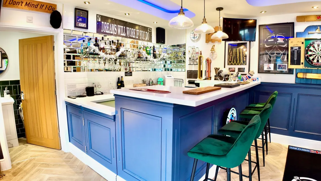 Home bar, stools and bifolds