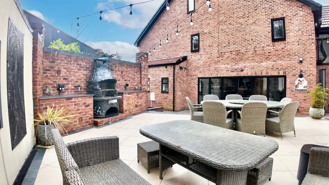 Patio, BBQ wall