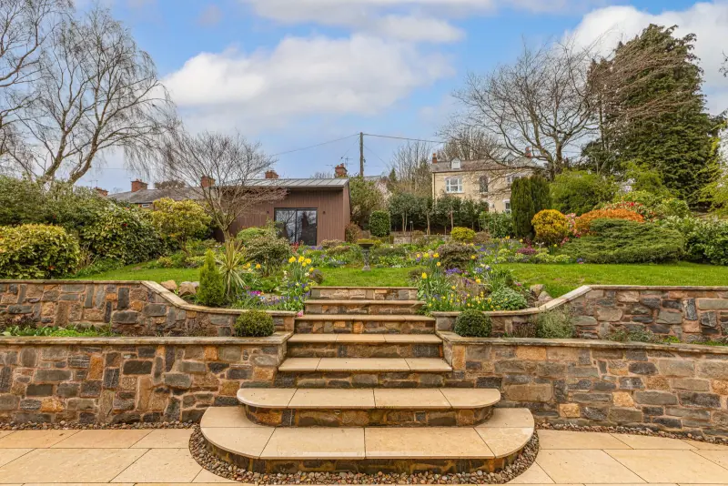 The garden steps.