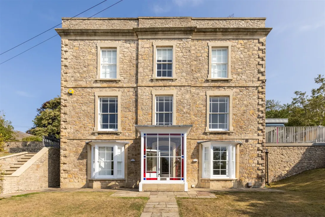 The Georgian front elevation.