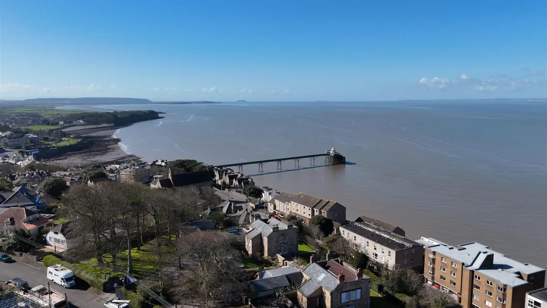 Clevedon Pier and the Bristol Channel.
