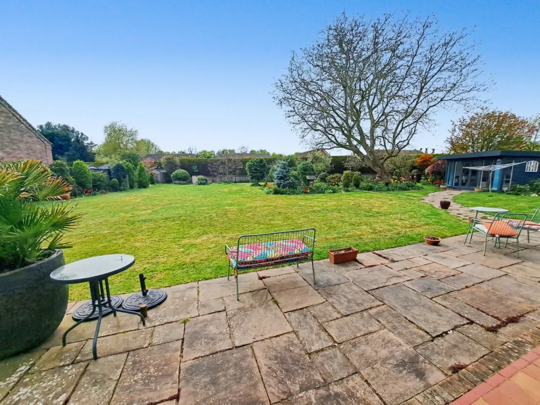 Established gardens with mature trees