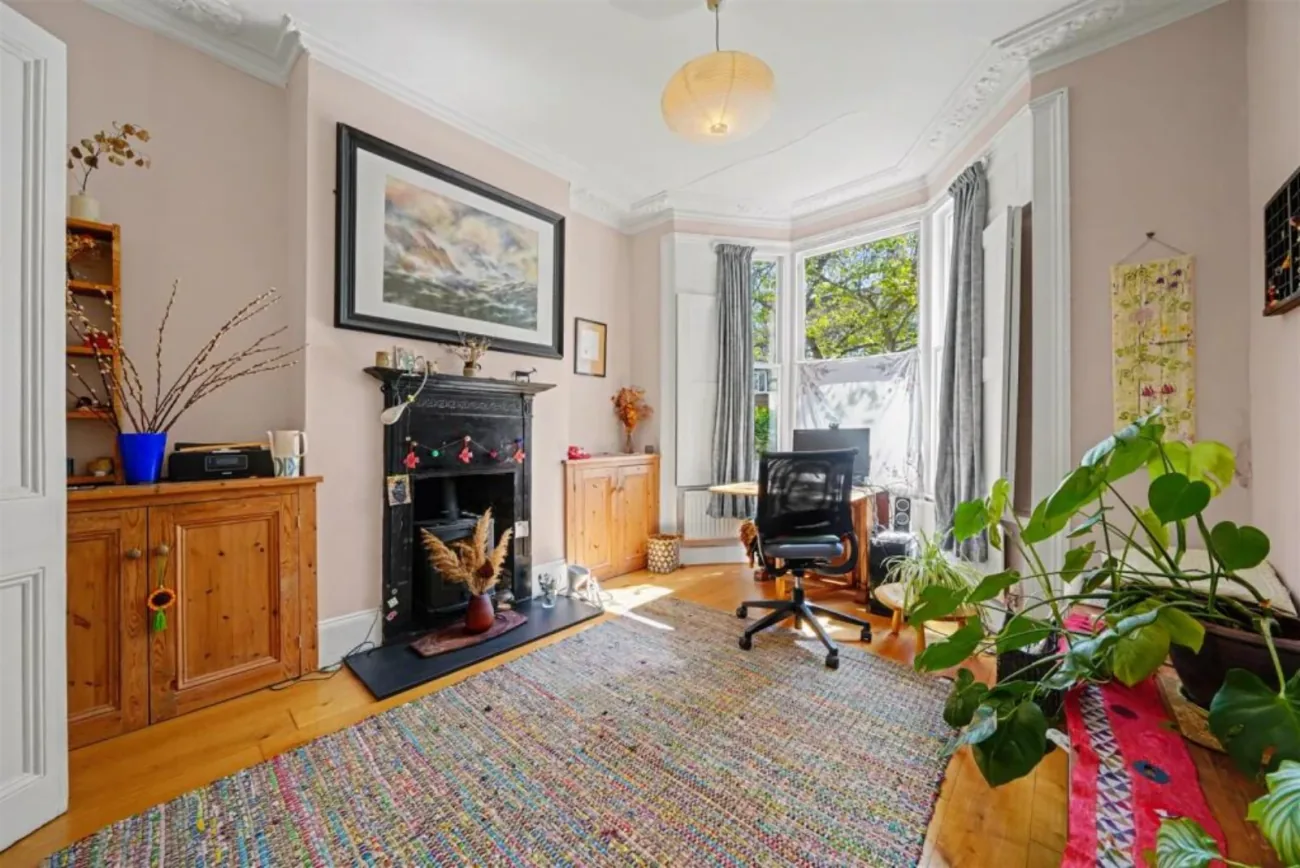 Bay-fronted ground-floor reception