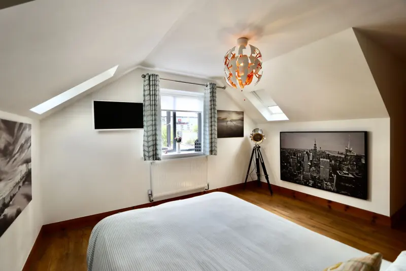 Third bedroom.