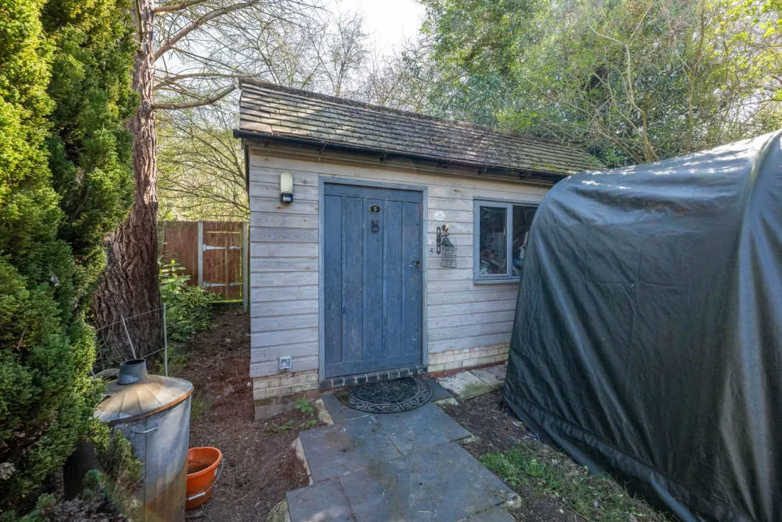 Workshop in the garden