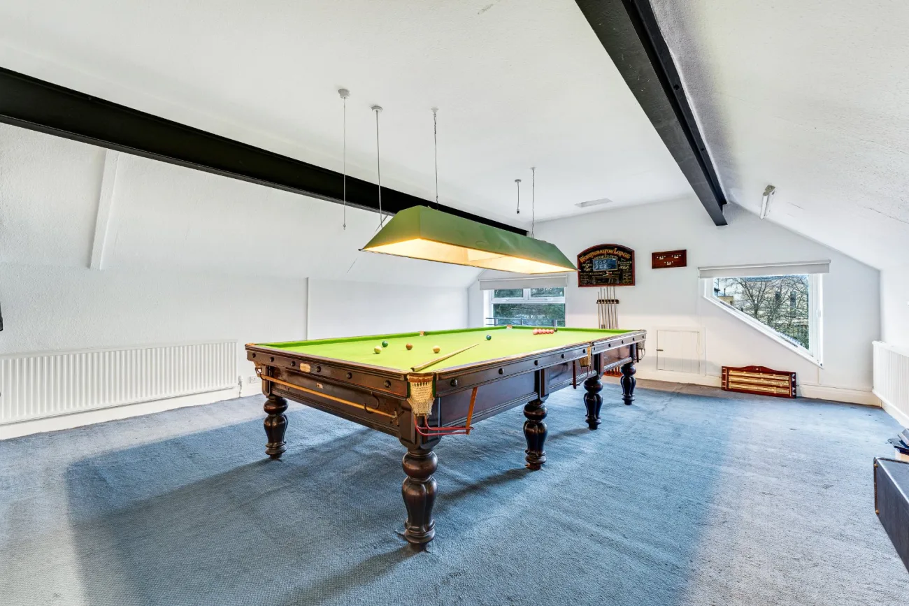 The top-floor snooker room